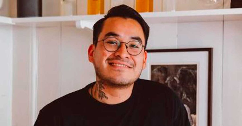 Retrato de Sebastián Jiménez en la cocina de Ræst