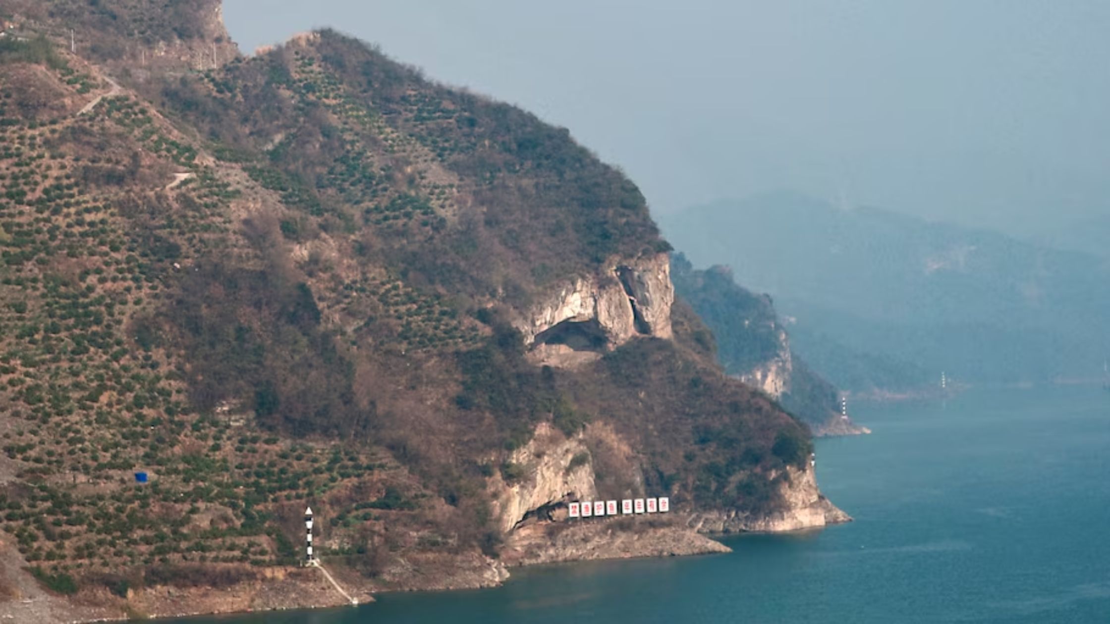 Montaña con forma de perro en Hubei: el viral de China